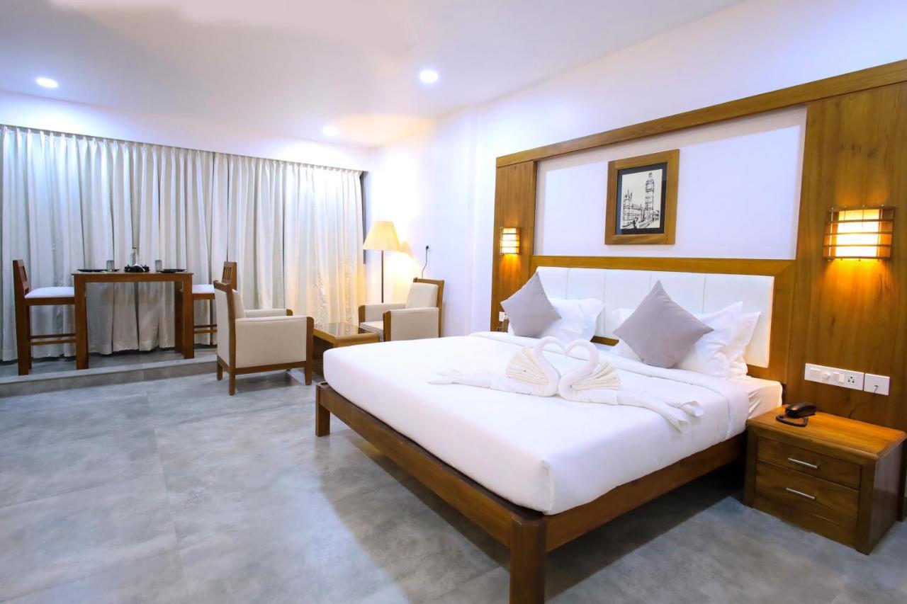 Hotel White House, מונאר מראה חיצוני תמונה